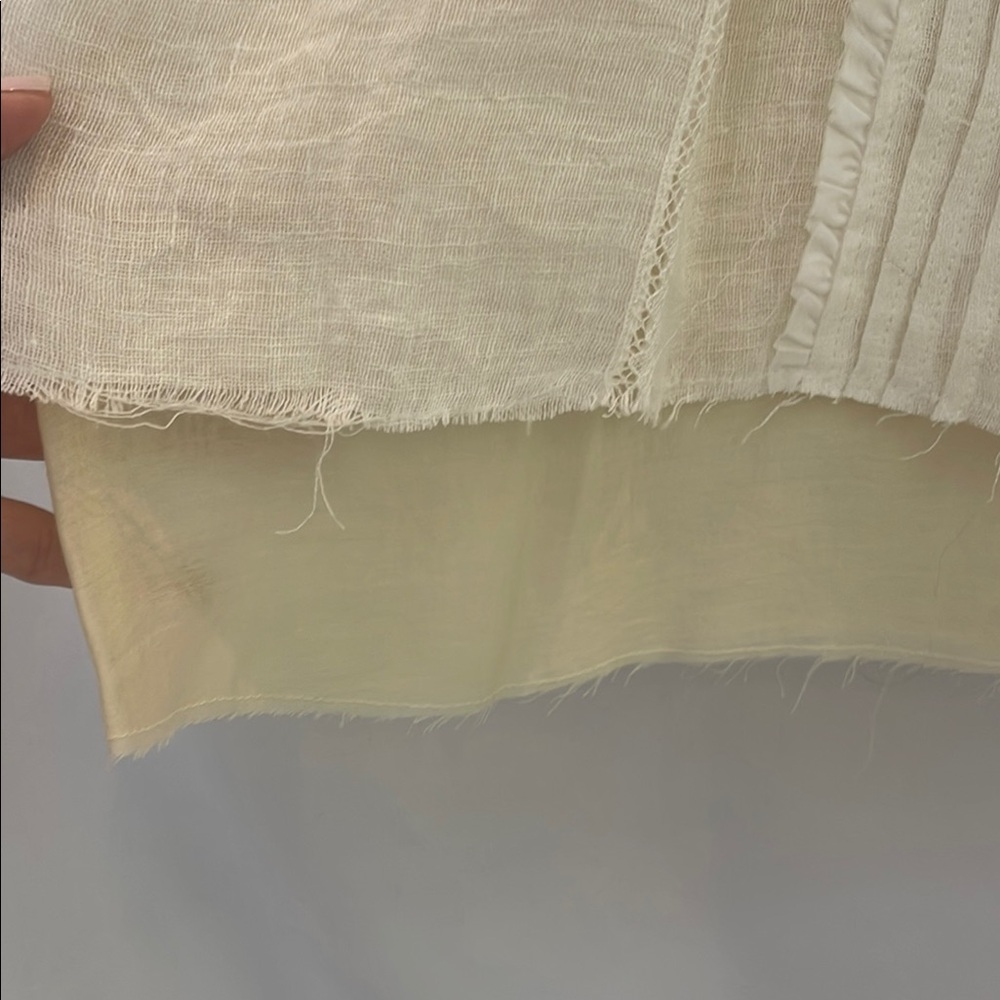 Elegant Cream Women's Zara Skirt - Picture 4 of 8